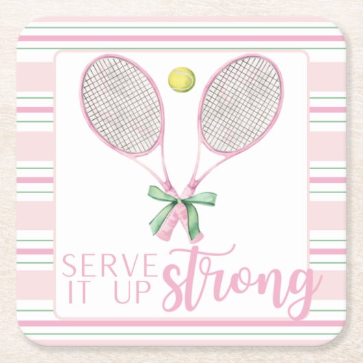 "Serve It Up Strong" Pink Tennis Racket Rechteckiger Pappuntersetzer (Vorderseite)