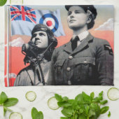 Servieren in der WAAF ~ Mit den Männern, die flieg Handtuch (Gefaltet)