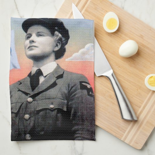 Servieren in der WAAF ~ Mit den Männern, die flieg Handtuch (Viertel Falte)