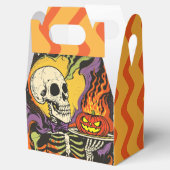 "Serving up Scares" Replica Circa 1950er Geschenkschachtel (Geöffnet)