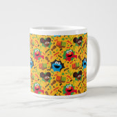 Sesame Street Kwanzaa Pattern Jumbo-Tasse (Vorderseite Rechts)