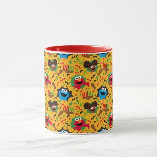 Sesame Street Kwanzaa Pattern Tasse (Zentrum)