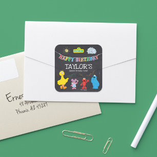 Sesame Street Pals Chalkboard Rainbow Birthday Quadratischer Aufkleber