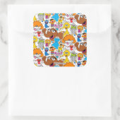 Sesame Street Pals Doodley Pattern Quadratischer Aufkleber (Tasche)