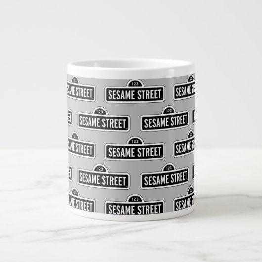 Sesamstraße | B&W-Logo Jumbo-Tasse (Vorderseite)
