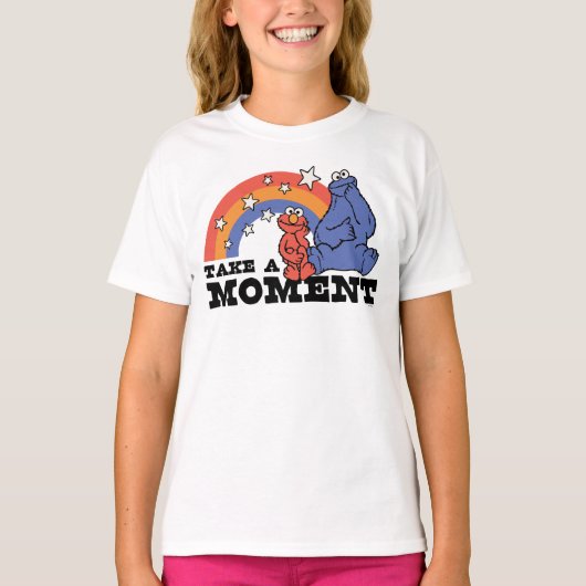 Sesamstraße | Elmo & Cookie Nehmen Sie einen Momen T-Shirt (Vorderseite)
