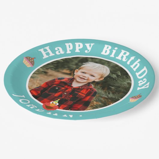 Sesamstraße | Elmo - Cupcake & Confetti Geburtstag Pappteller (Schrägansicht)