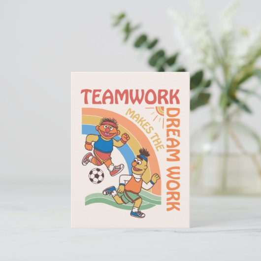 Sesamstraße | Ernie & Bert Teamwork Postkarte (Stehend Vorderseite)