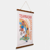 Sesamstraße | Ernie & Bert Teamwork Wandteppich Mit Holzrahmen (Gewinkelt)