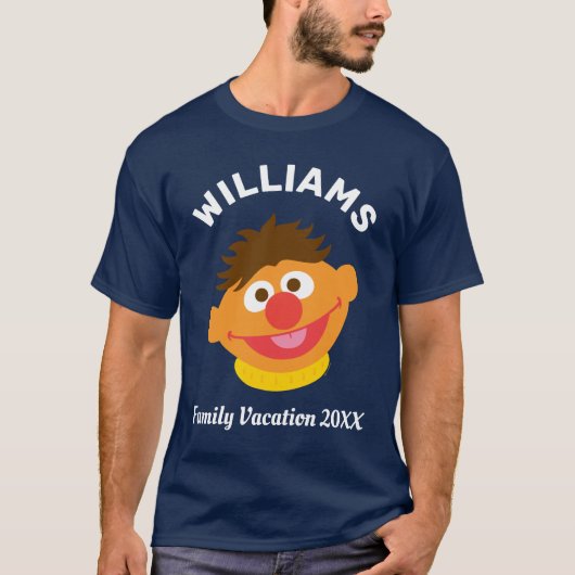 Sesamstraße | Ernie Familienurlaub T-Shirt (Vorderseite)