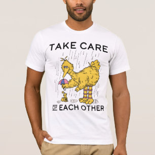 Sesamstraße Große Vögel kümmern sich um einander T-Shirt