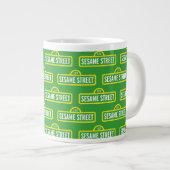 Sesamstraße | Vollfarbiges Logo Jumbo-Tasse (Vorderseite Rechts)