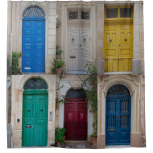 Set der farbenfrohen Haustüren in Malta Duschvorhang