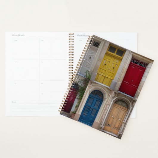 Set der farbenfrohen Haustüren in Malta Planer (Anzeige)