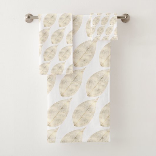 SET DES BADEZIMMER-TOWEL MIT WHITE GOLD LEAF-PATTE (Insitu)