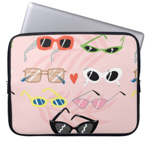 Set einer trendigen Sonnenbrille im Cartoon-Stil Laptopschutzhülle