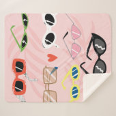 Set einer trendigen Sonnenbrille im Cartoon-Stil Sherpadecke (Vorderseite (Horizontal))