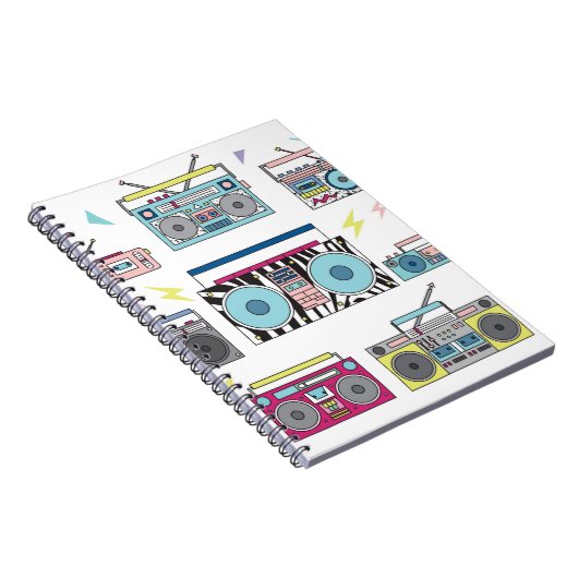 Set verschiedener Vintager Kassettenabspielgeräte. Notizblock (Rechte Seite)