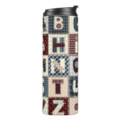 Set von Buchstaben im Patchwork-Stil. Mai b Thermosbecher (Nach links gedreht)