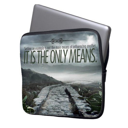 "Setting a example" Inspiration Zitat Laptopschutzhülle (Vorderseite Links)