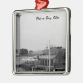 Setzen-n-Bucht Keyes/Perry-Monument-Fotoverzierung Silbernes Ornament (Links)