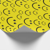 Setzen Sie an ein glückliches Gesicht Geschenkpapier (Ecke)