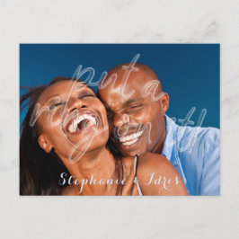 Setzen Sie einen Ring auf ihre gestärkte Engagemen Einladungspostkarte