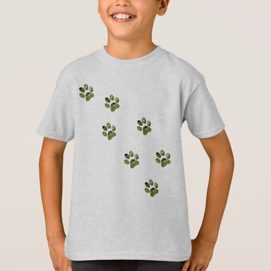 Seven Fox Terrier Paw Prints Walking, T-Shirt (Vorderseite)