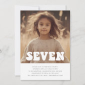 Seven - Groovy Foto Geburtstagsfeier Einladung (Vorderseite)