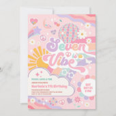 Seven Is A Vibe Retro Groovy Daisy 7th Birthday Einladung (Vorderseite)