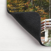 Seven Springs Fall Bridge I Herbstlandschaft Mousepad (Ecke)