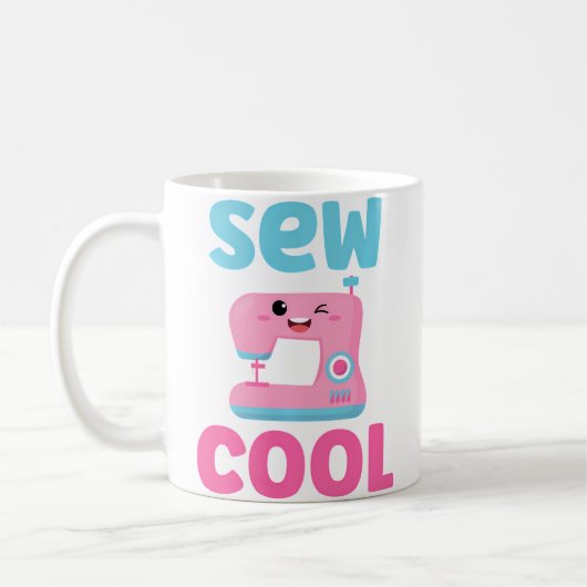 Sew Cool Cute Kawaii Sewing Machine Funny Pun Quil Kaffeetasse (Links)