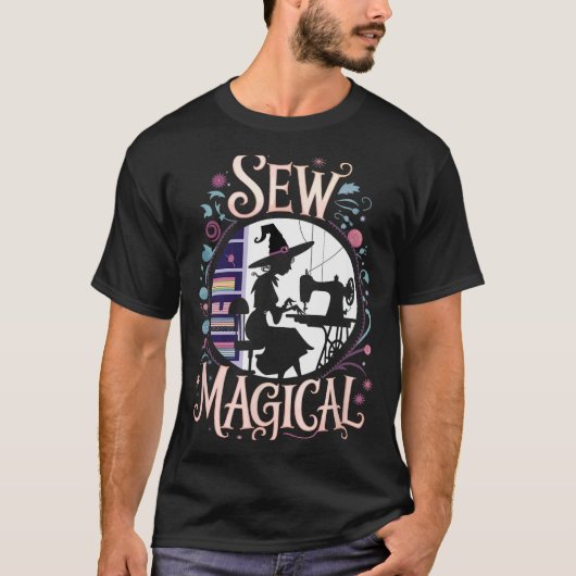 Sew Magical Funny Halloween Sewing  T-Shirt (Vorderseite)