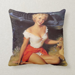 Sexy Pinup mit einem niedlichen Welpen Kissen