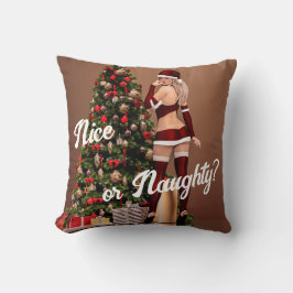 Sexy Santa Girl in der Nähe des Weihnachtsbaumes Kissen