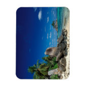 Seychellen, Mahe Island, Anse Royale Beach. Magnet (Vertikal)