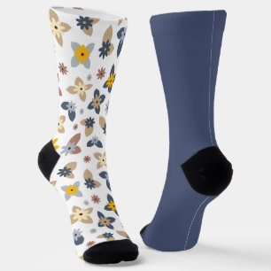 Shabby Chic Pastel Blue Floral Odd Mismatch Socken