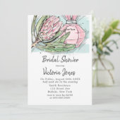 Shabby Chic Pink Protea Parfüm Brautparty Einladung (Stehend Vorderseite)