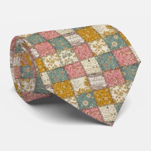 Shabby Chic Rosen-Quiltmuster Krawatte (Gerollt)