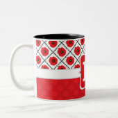 Shabby Chic Rot, Schwarz und Weiß Pupien Monogramm Zweifarbige Tasse (Links)