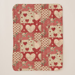 Shabby Chic rotes Patchworkmuster Sherpadecke