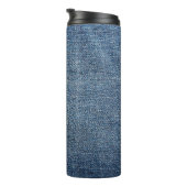 Shabby Denim Textur für Hintergrund. Blue Jeans Thermosbecher (Nach rechts gedreht)