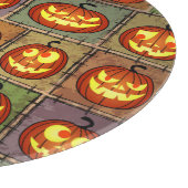 Shabby Halloween, Vintager Hintergrund. Schneidebrett (Ecke)