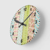 Shabby Rose Pastel Muster auf rustikale Hütte Holz Runde Wanduhr (Winkel)