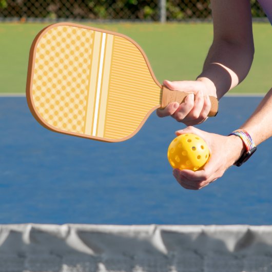 Shades des Orange Pickleball Paddle (InSitu)