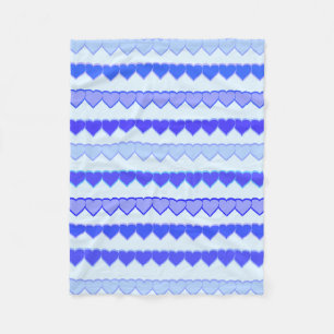 Shades of Blue Heart Rows Fleecedecke