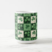 SHADES OF GREEN IRISH CELTIC SHAMROCKS  KAFFEETASSE (Mittel)