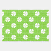 SHADES OF GREEN WITH WHITE IRISH SHAMROCKS GESCHENKPAPIER SET (Vorderseite 2)