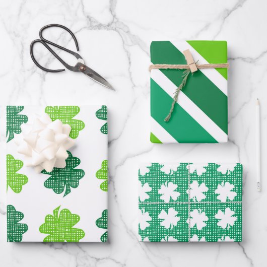 SHADES OF GREEN WITH WHITE IRISH SHAMROCKS GESCHENKPAPIER SET (Vorderseite)
