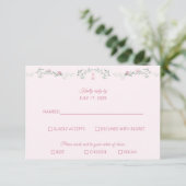 Shades of Pink Foliage Monogram RSVP Response Card Karte (Stehend Vorderseite)